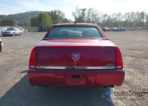 2006 Cadillac Dts Standard from USA, damaged, VIN 1G6KD57YX6U101878